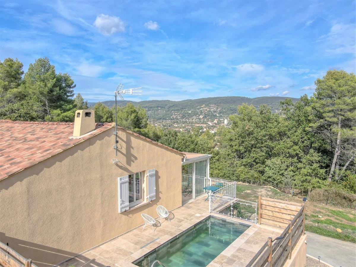 Charmante Maison Climatisee Avec Piscine Draguignan Exterior foto